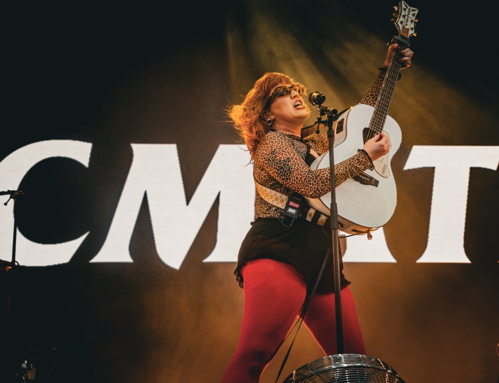 Live Review: CMAT @ SWG3,&nbsp;Glasgow